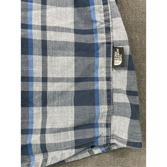 The North Face Plaid Button Down Shirt Men XL Blue Grey‎ Lightweight Outdoor - Picture 2 of 10